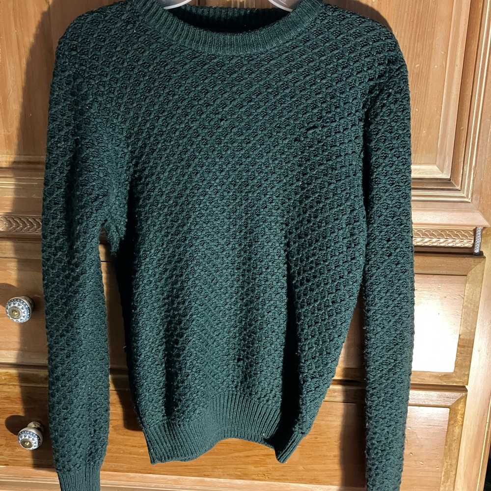 Primary sweater